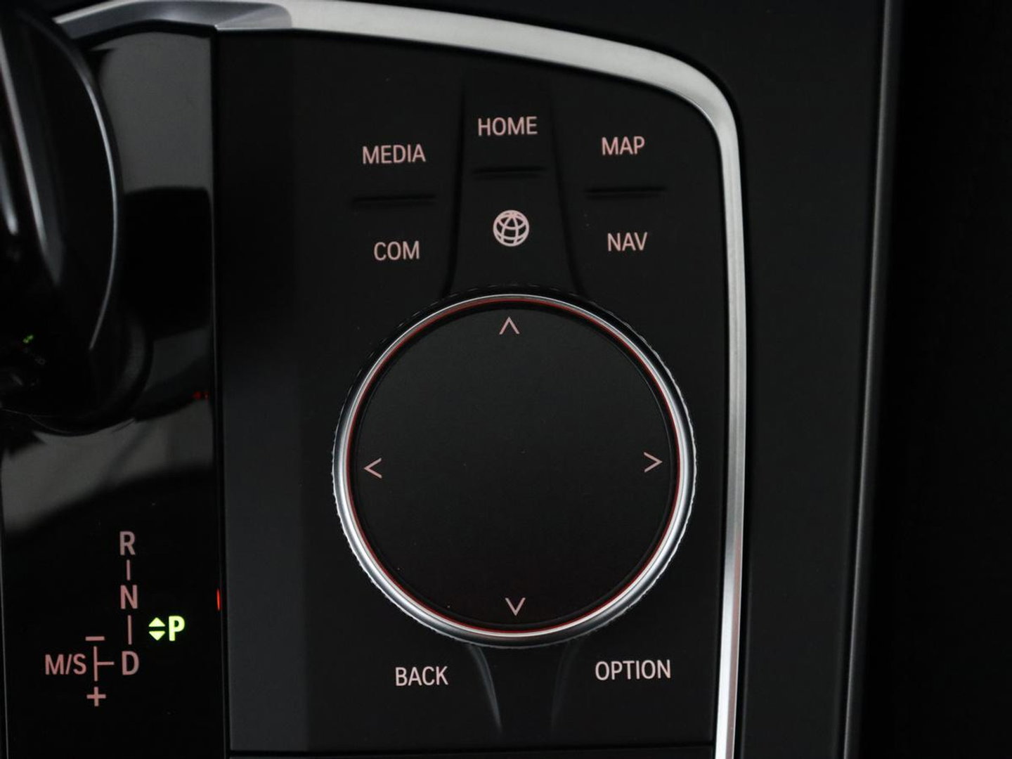 BMW 1-serie 118i | Apple Carplay | LED | Navigatie | Automaat |