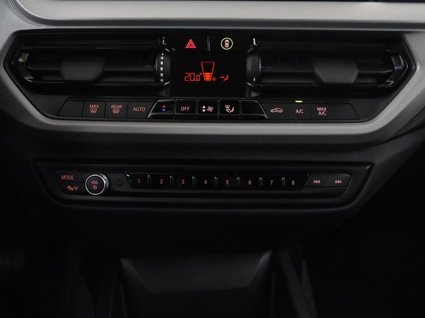 BMW 1-serie 118i | Apple Carplay | LED | Navigatie | Automaat |
