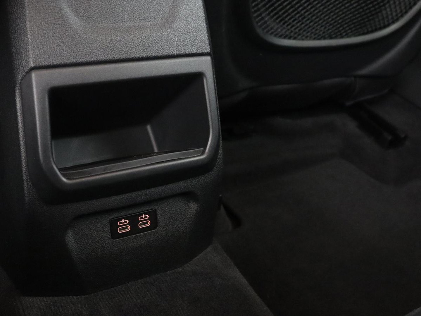 BMW 1-serie 118i | Apple Carplay | LED | Navigatie | Automaat |