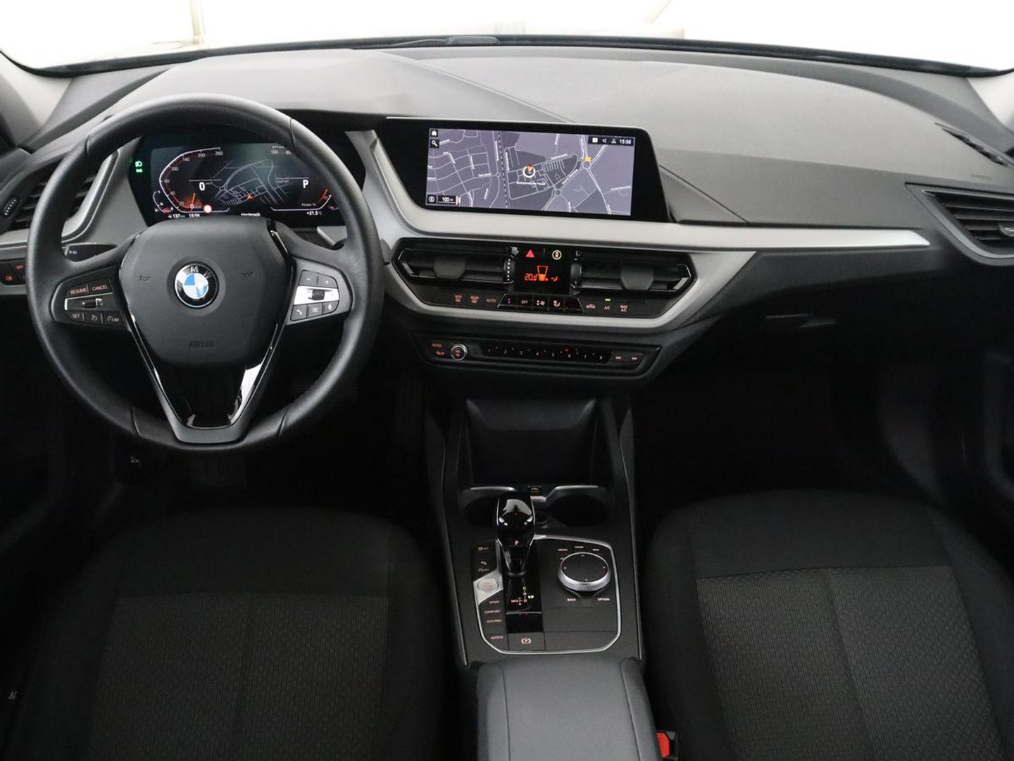 BMW 1-serie 118i | Apple Carplay | LED | Navigatie | Automaat |