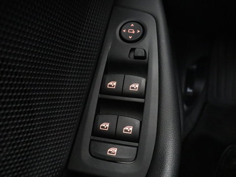 BMW 1-serie 118i | Apple Carplay | LED | Navigatie | Automaat |