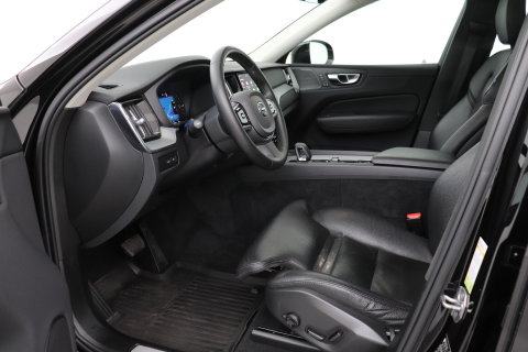 Volvo XC60 T8 Plus Bright | Long Range | Harman/Kardon | Trekhaak | Panoramdak | BLIS | Camera | ACC | Standkachel | 20 Inch