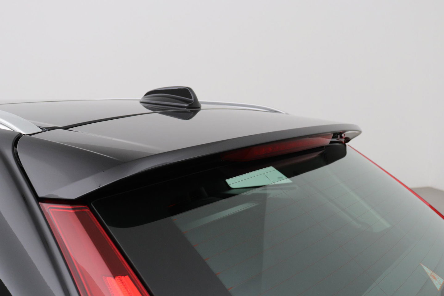 Volvo XC60 T8 Plus Bright | Long Range | Harman/Kardon | Trekhaak | Panoramdak | BLIS | Camera | ACC | Standkachel | 20 Inch