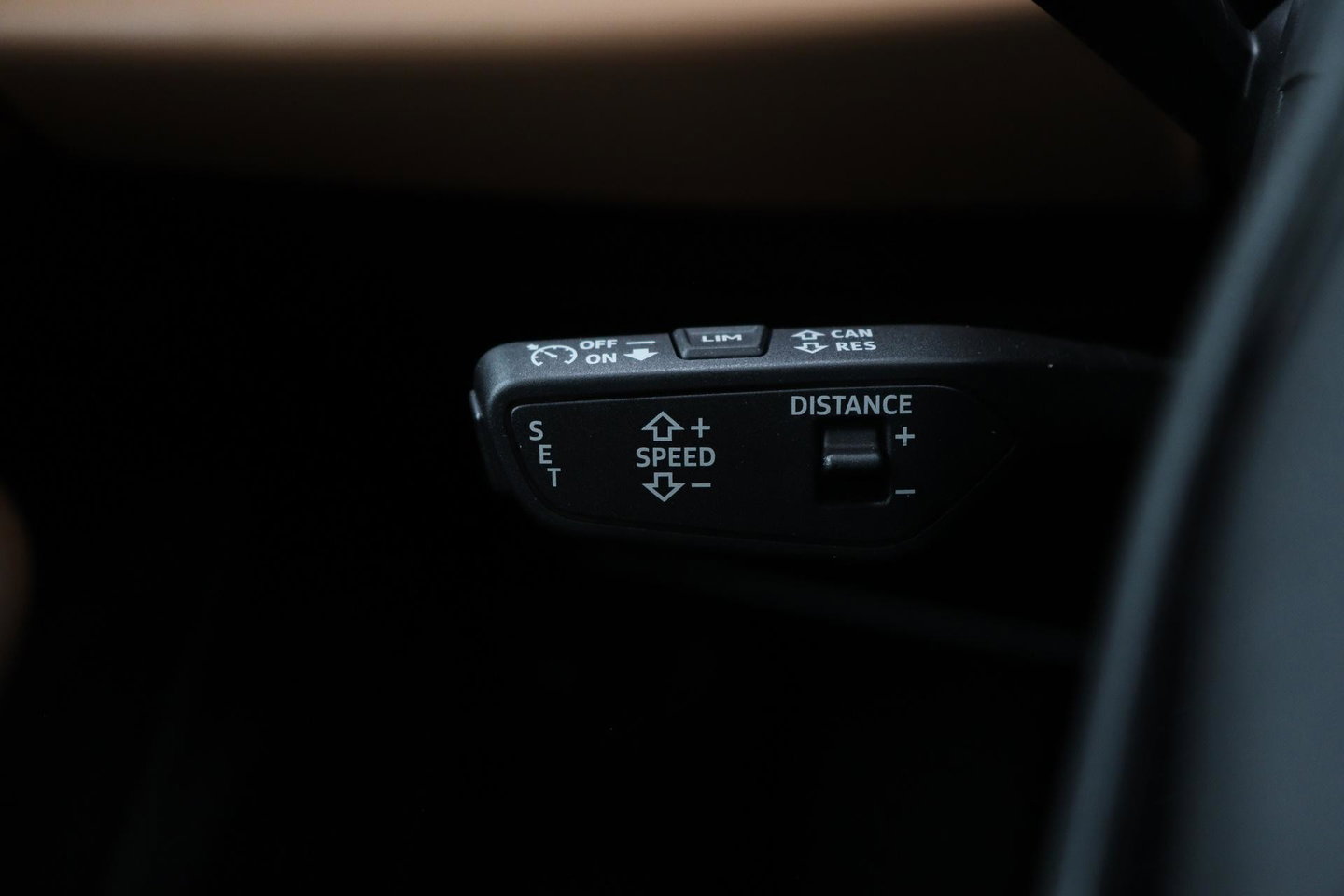 Audi A6 S edition Competition Quattro | Passenger Display | B&O | Panoramadak | 360° Camera | Massage+Ventilatie | Trekhaak | 21 Inch