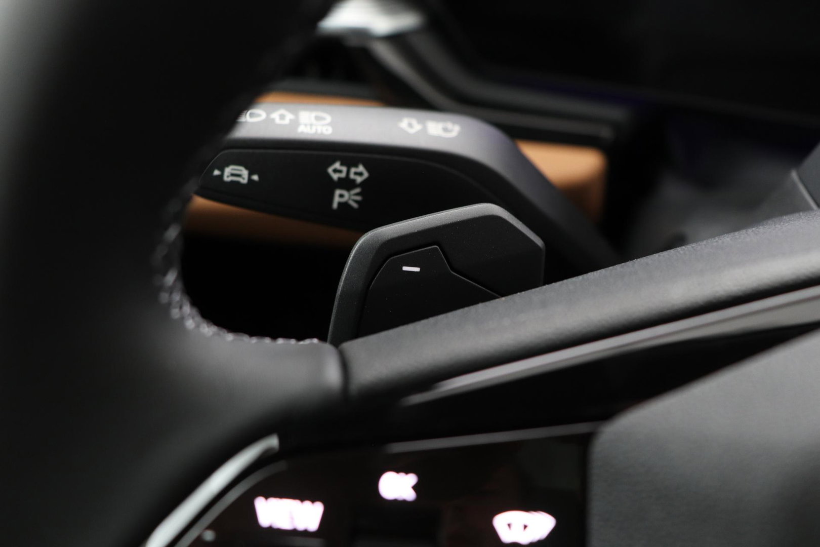 Audi A6 S edition Competition Quattro | Passenger Display | B&O | Panoramadak | 360° Camera | Massage+Ventilatie | Trekhaak | 21 Inch