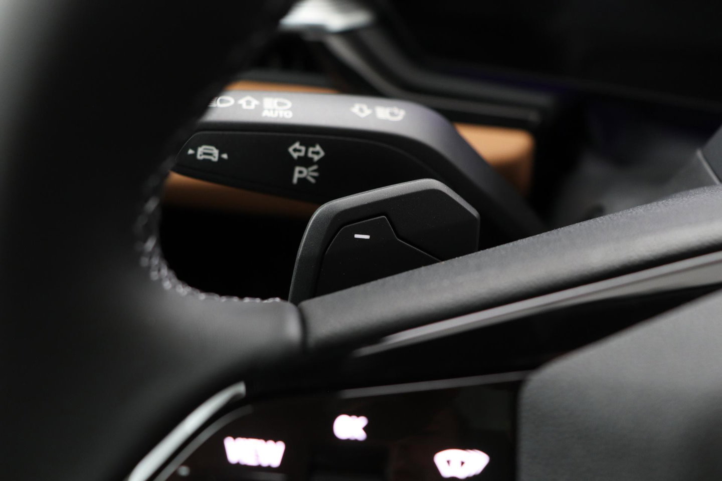 Audi A6 S edition Competition Quattro | Passenger Display | B&O | Panoramadak | 360° Camera | Massage+Ventilatie | Trekhaak | 21 Inch
