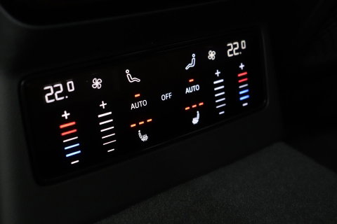 Audi A6 S edition Competition Quattro | Passenger Display | B&O | Panoramadak | 360° Camera | Massage+Ventilatie | Trekhaak | 21 Inch
