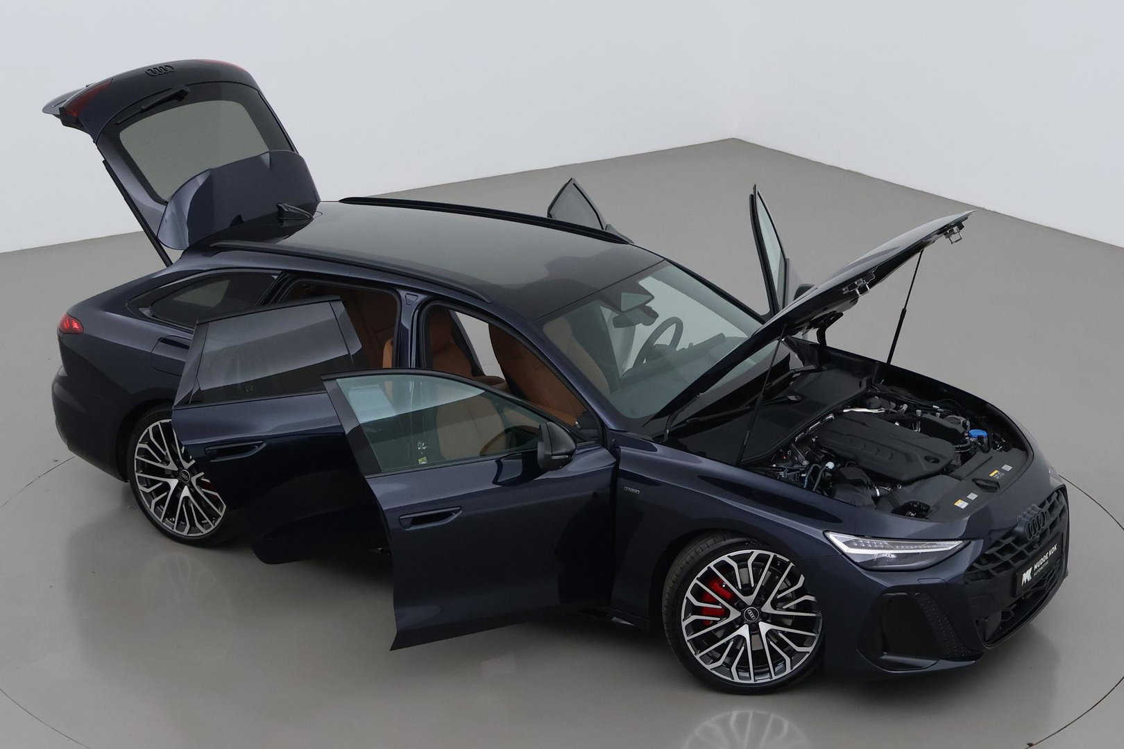Audi A6 S edition Competition Quattro | Passenger Display | B&O | Panoramadak | 360° Camera | Massage+Ventilatie | Trekhaak | 21 Inch