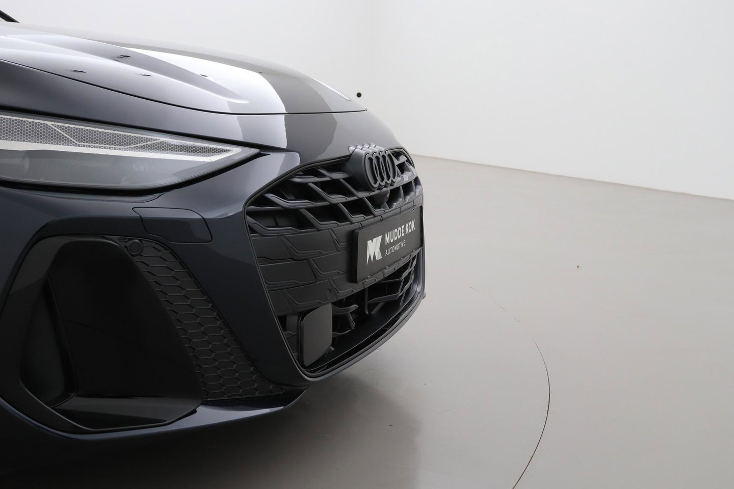Audi A6 S edition Competition Quattro | Passenger Display | B&O | Panoramadak | 360° Camera | Massage+Ventilatie | Trekhaak | 21 Inch