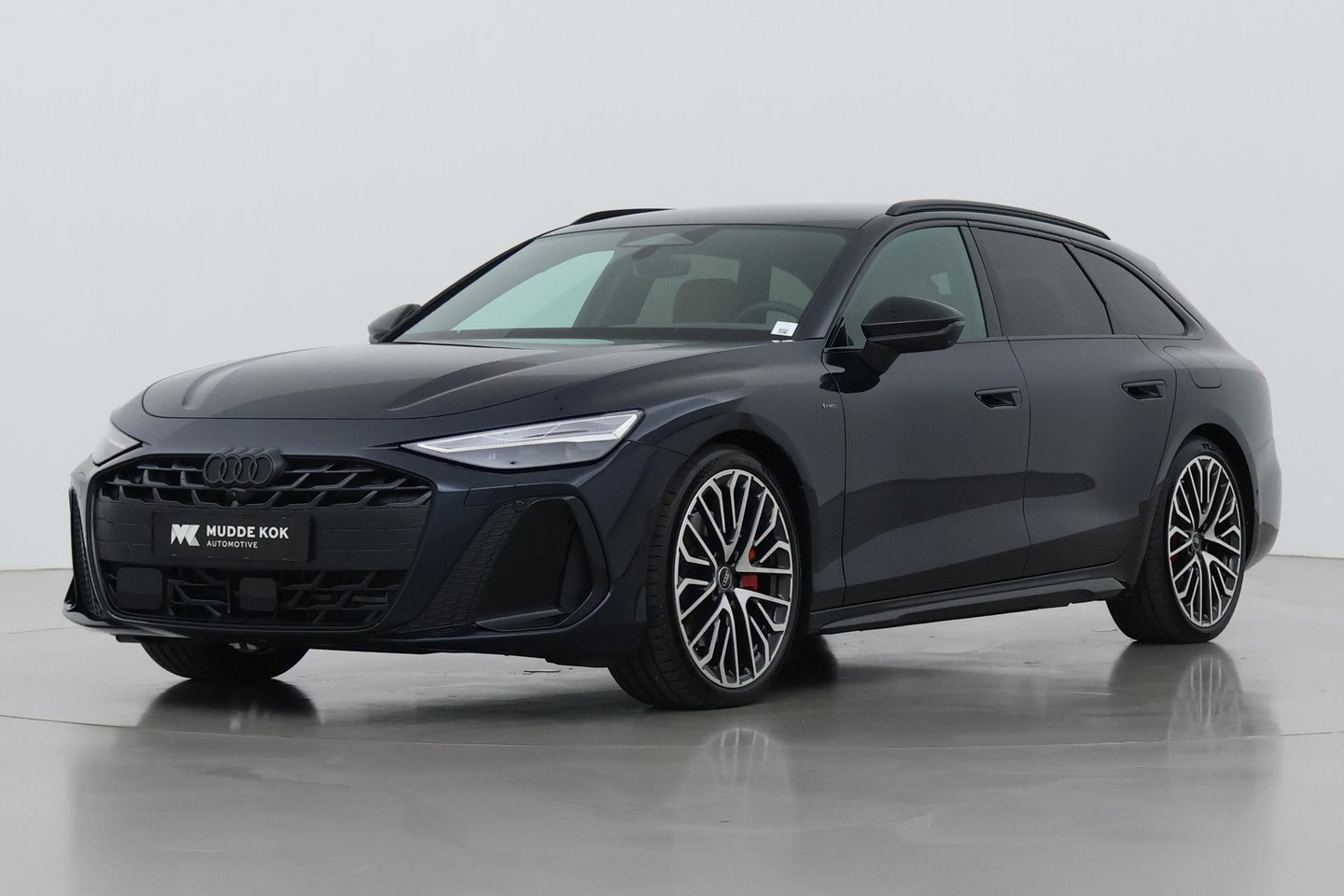 Audi A6 S edition Competition Quattro | Passenger Display | B&O | Panoramadak | 360° Camera | Massage+Ventilatie | Trekhaak | 21 Inch