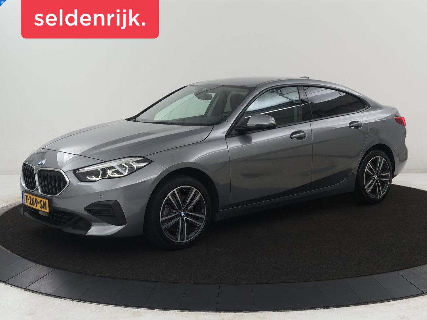 BMW 2 Serie Gran Coupé 218i | Apple Carplay | LED | Navigatie | Parkeerhulp |