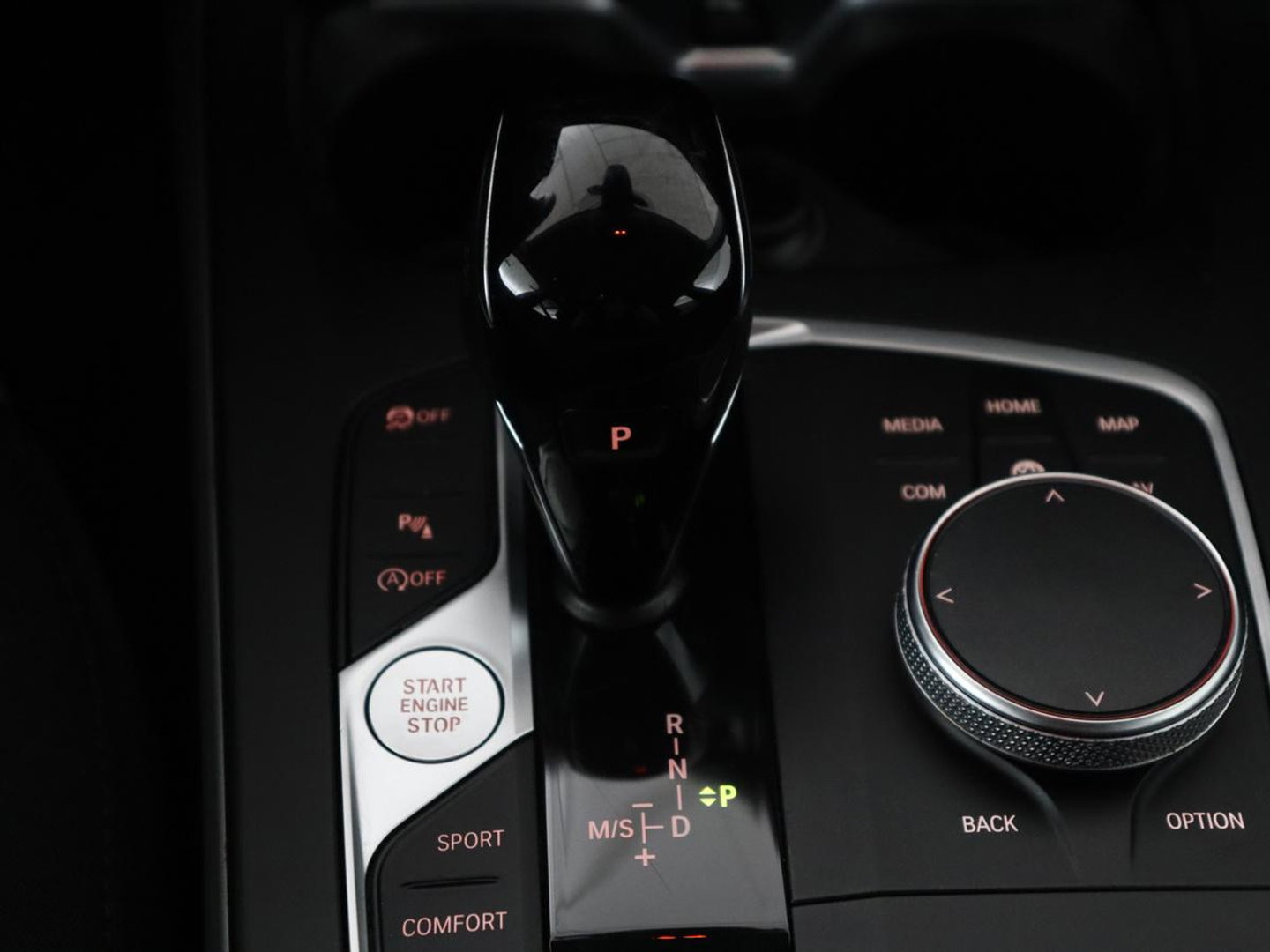 BMW 2 Serie Gran Coupé 218i | Apple Carplay | LED | Navigatie | Parkeerhulp |