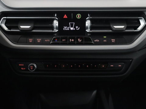 BMW 2 Serie Gran Coupé 218i | Apple Carplay | LED | Navigatie | Parkeerhulp |