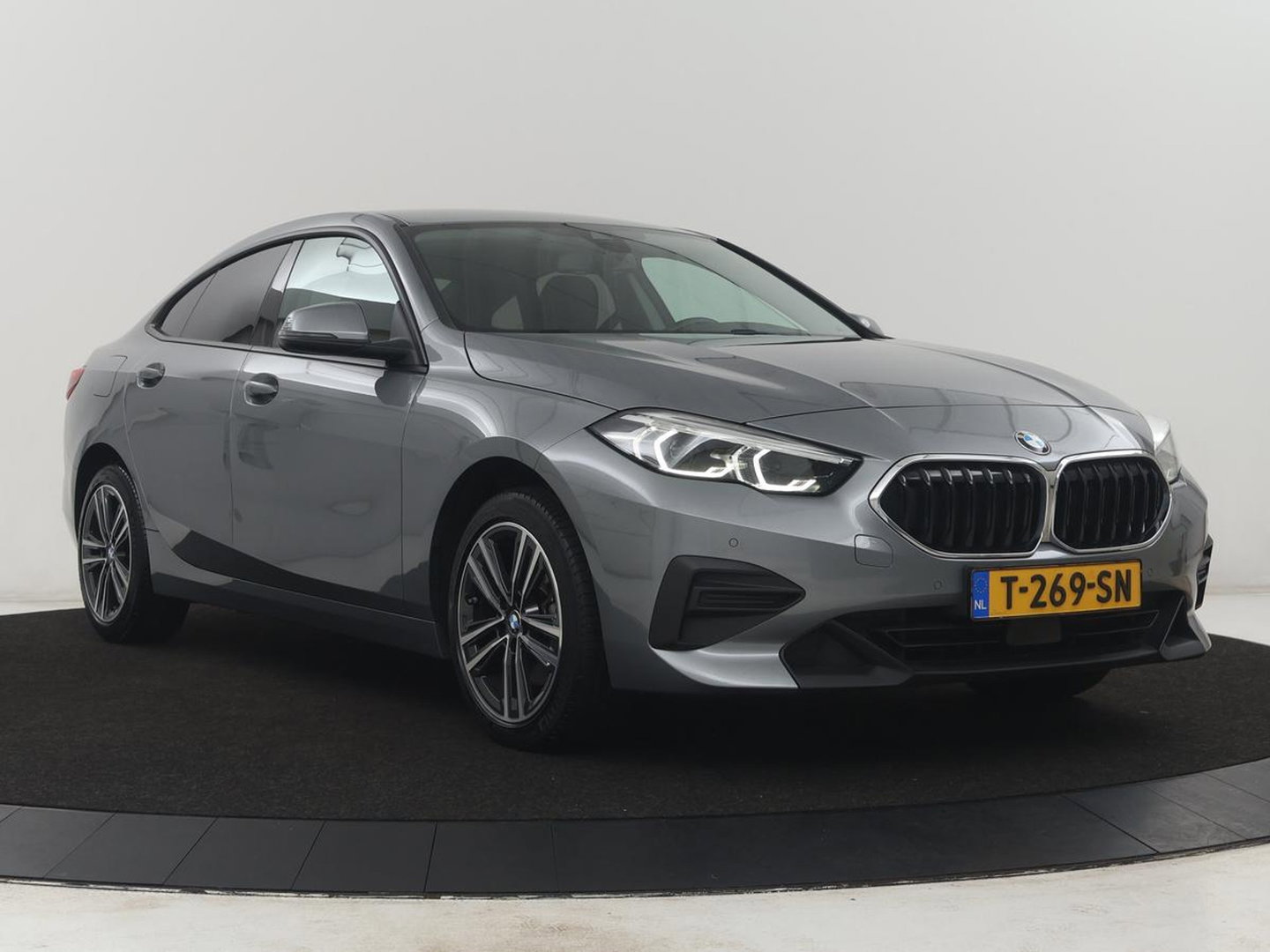 BMW 2 Serie Gran Coupé 218i | Apple Carplay | LED | Navigatie | Parkeerhulp |