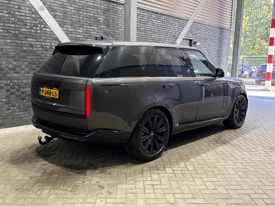 Land Rover Range Rover 3.0 P400 HSE | Meridian 3D Surround | ClearSight | Panoramadak | 360° Camera | Trekhaak | Head-Up | Stoelventilatie V+A | 22 Inch