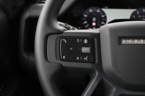Land Rover Defender 110 P300e X-Dynamic HSE | HERITAGE Edition | Black Pack | ClearSight | Koelbox | Trekhaak | 360° Camera