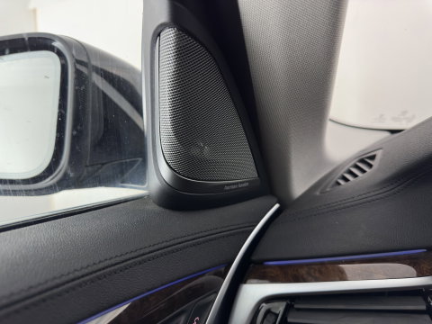 BMW 5 Serie 530e iPerformance High Executive (Plug-in) {SoH-98%} Aut. *HEAD-UP | LEATHER | XENON | ADAPTIVE-CRUISE | TOP-VIEW | HEATED-COMFORTSEATS | PRIVACY-GLASS | AMBIENT-LIGHT | ECC | PDC | 18''ALU*