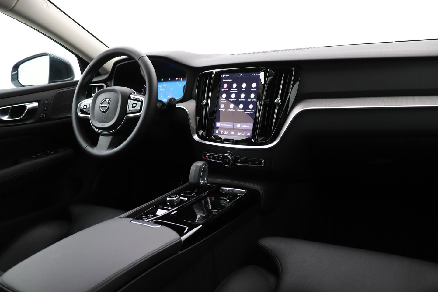 Volvo V60 T6 Plus Bright | Pilot Assist | Panoramadak | Harman/Kardon | BLIS | Keyless