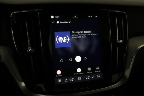 Volvo V60 T6 Plus Bright | Pilot Assist | Panoramadak | Harman/Kardon | BLIS | Keyless