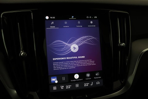 Volvo V60 T6 Plus Bright | Pilot Assist | Panoramadak | Harman/Kardon | BLIS | Keyless