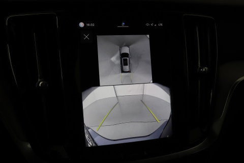 Volvo V60 T6 Plus Bright | Pilot Assist | Panoramadak | Harman/Kardon | BLIS | Keyless