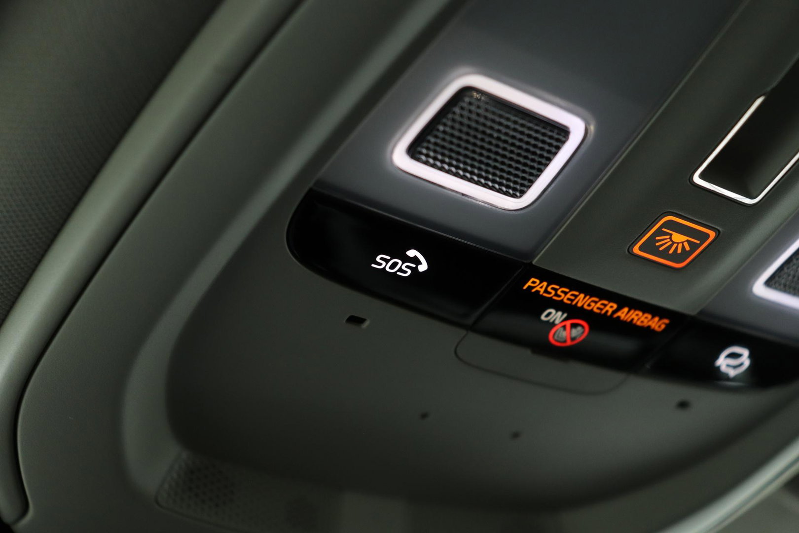 Volvo V60 T6 Plus Bright | Pilot Assist | Panoramadak | Harman/Kardon | BLIS | Keyless