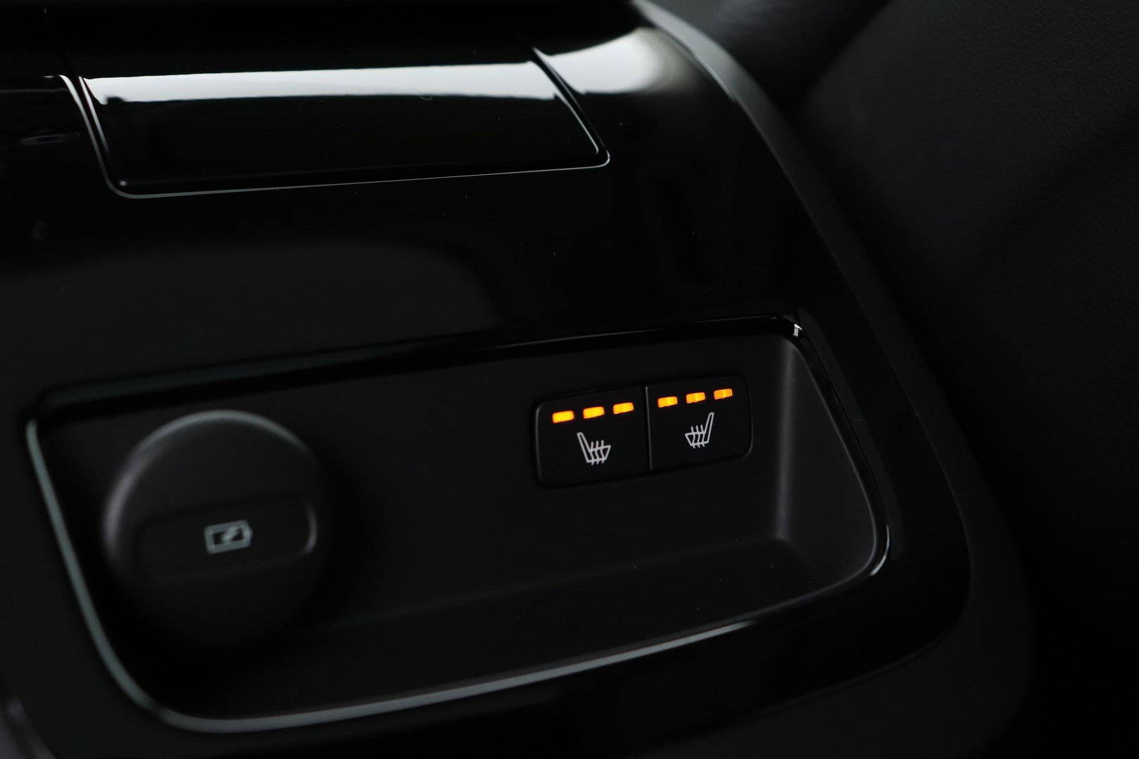 Volvo V60 T6 Plus Bright | Pilot Assist | Panoramadak | Harman/Kardon | BLIS | Keyless