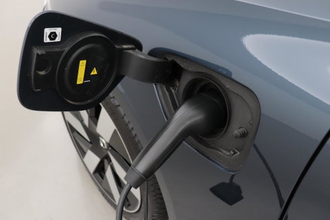Volvo V60 T6 Plus Bright | Pilot Assist | Panoramadak | Harman/Kardon | BLIS | Keyless