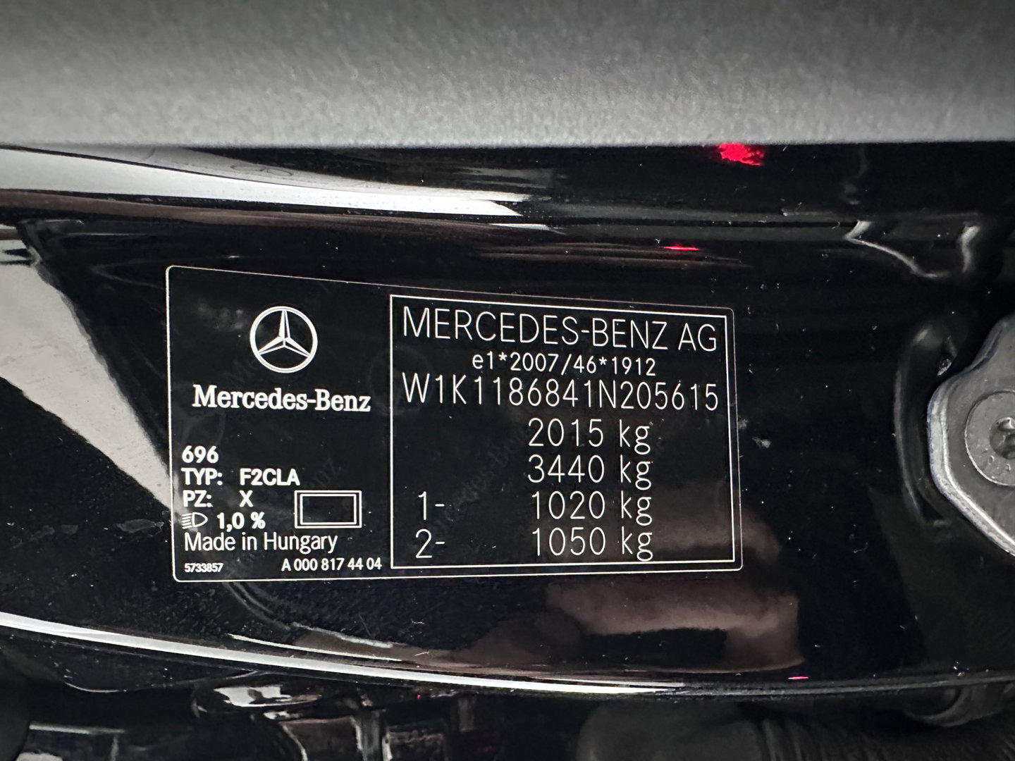 Mercedes-Benz CLA-Klasse Shooting Brake 180 Business Solution Luxury (INCL.BTW) Aut. *PANO | LEATHER | MULTIBEAM-LED | MEMORY-PACK | WIDESCREEN-COCKPIT | AMBIENT-LIGHT | HEATED-COMFORTSEATS | CAMERA | NAVI-FULLMAP | DAB+ | PRIVACY-GLASS | ECC | PDC | CRUISE |