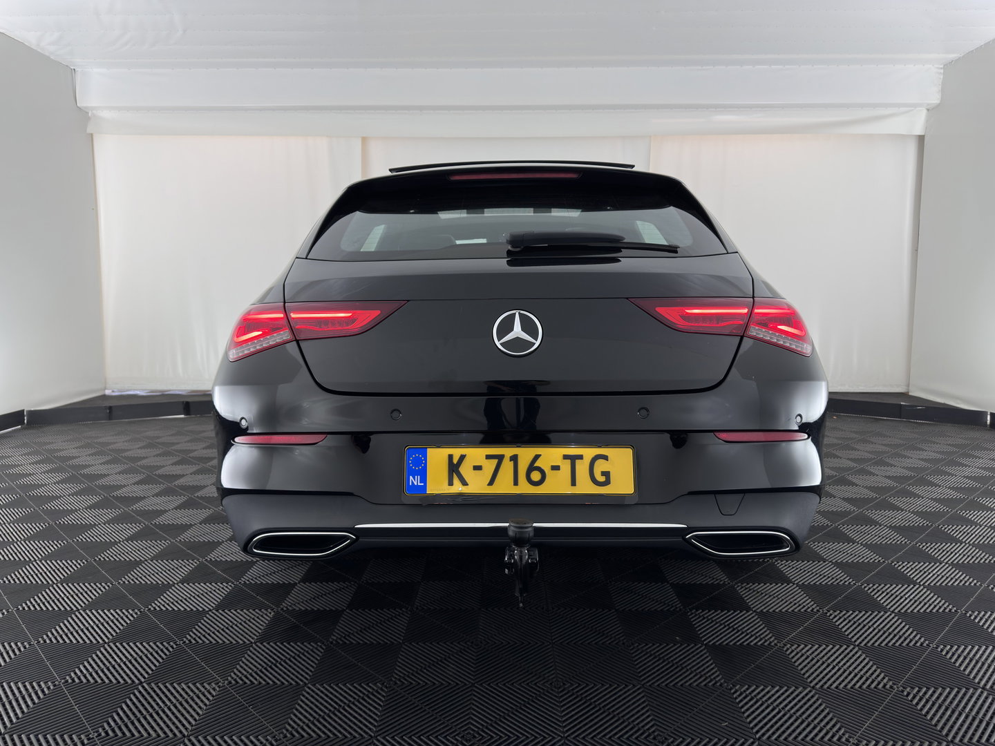 Mercedes-Benz CLA-Klasse Shooting Brake 180 Business Solution Luxury (INCL.BTW) Aut. *PANO | LEATHER | MULTIBEAM-LED | MEMORY-PACK | WIDESCREEN-COCKPIT | AMBIENT-LIGHT | HEATED-COMFORTSEATS | CAMERA | NAVI-FULLMAP | DAB+ | PRIVACY-GLASS | ECC | PDC | CRUISE |