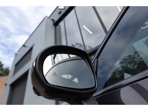 Mercedes-Benz GLC GLC 300e 4MATIC AMG Line PANO 360CAM BURMESTER