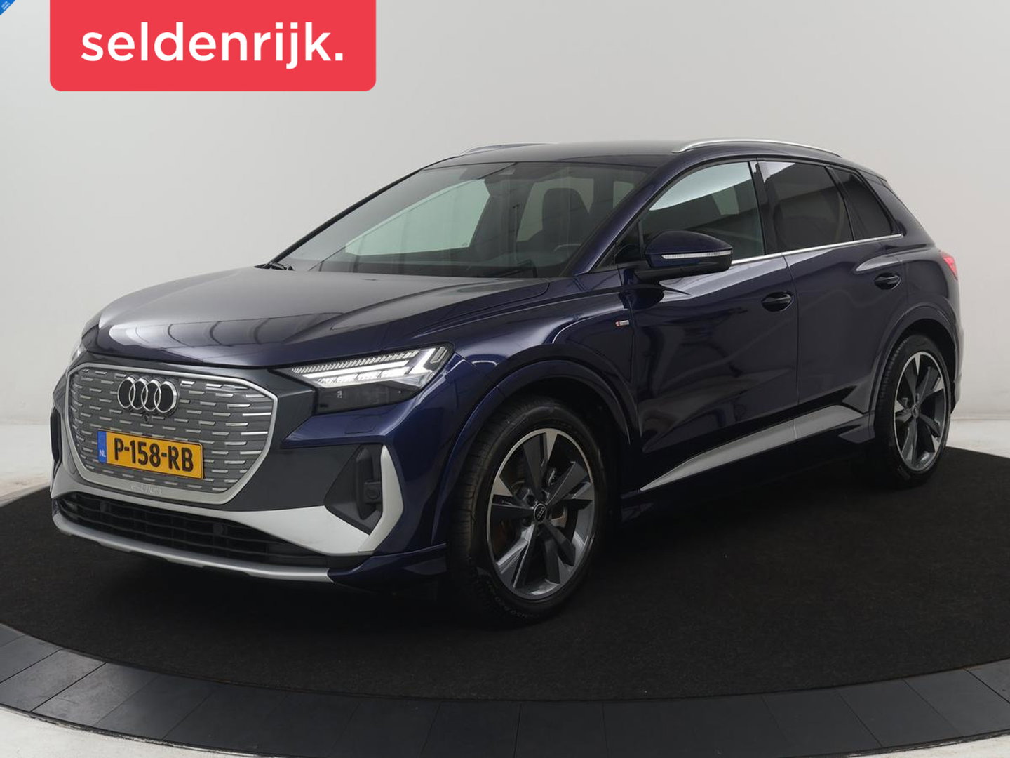Audi Q4 e-tron 40 S edition 77 kWh | SOH 96% | Camera | Stoelverwarming | Keyless Entry | Apple Carplay | LED | S-Line |