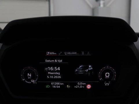 Audi Q4 e-tron 40 S edition 77 kWh | SOH 96% | Camera | Stoelverwarming | Keyless Entry | Apple Carplay | LED | S-Line |