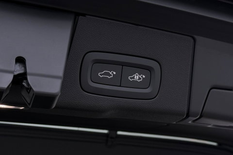 Volvo XC60 T8 Ultra Dark | Luchtvering | Harman/Kardon | Panoramadak | 360° Camera | Head-Up | Stoel+Stuurverwarming | ACC