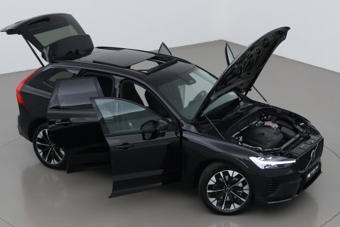 Volvo XC60 T8 Ultra Dark | Luchtvering | Harman/Kardon | Panoramadak | 360° Camera | Head-Up | Stoel+Stuurverwarming | ACC