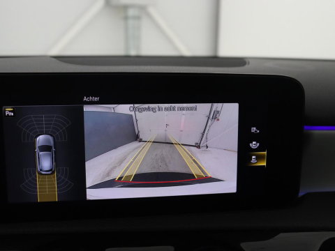 Mercedes-Benz A-Klasse 180 Business Solution AMG | Apple Carplay | LED | Navigatie | Stoelverwarming |