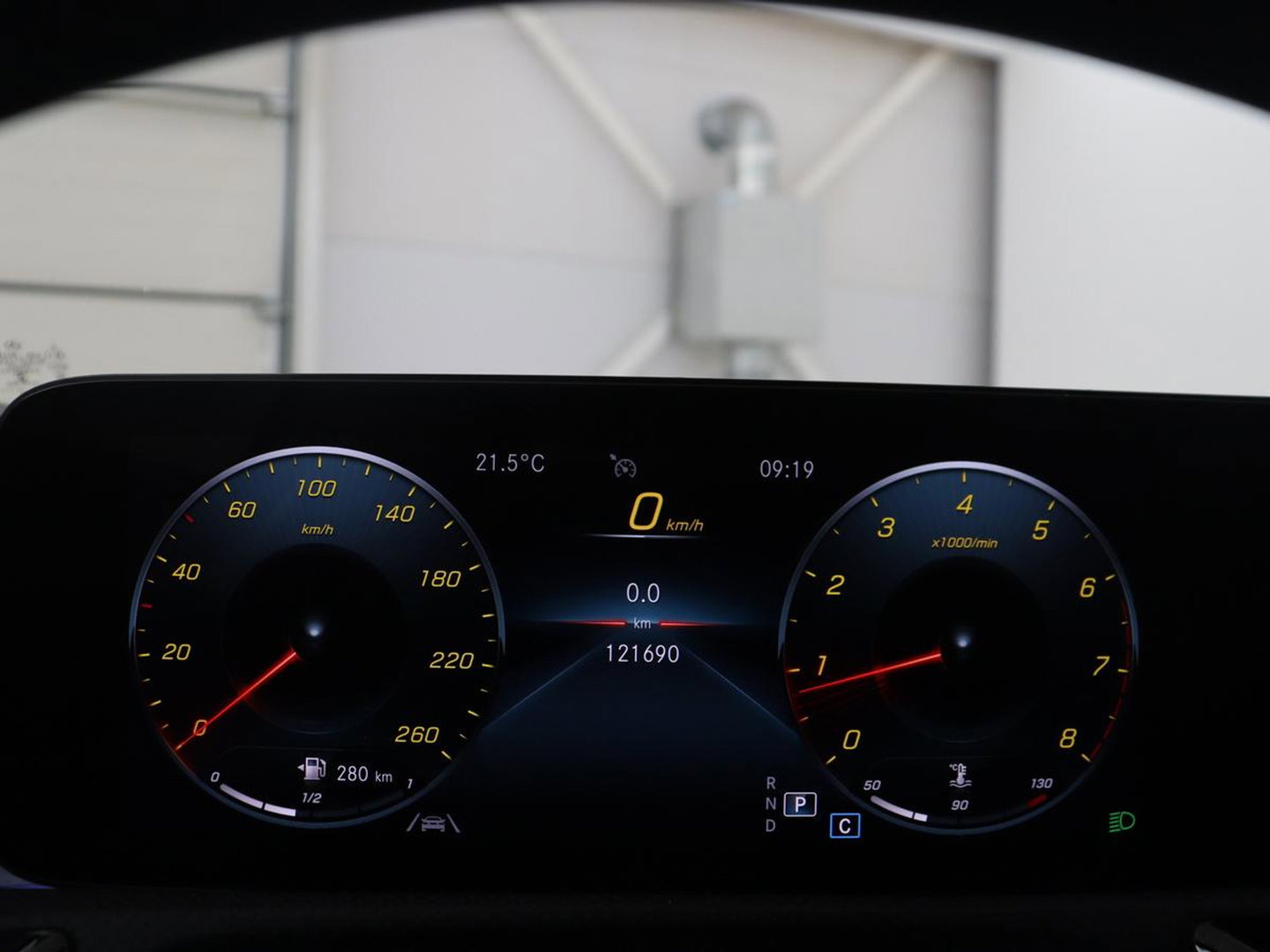 Mercedes-Benz A-Klasse 180 Business Solution AMG | Apple Carplay | LED | Navigatie | Stoelverwarming |