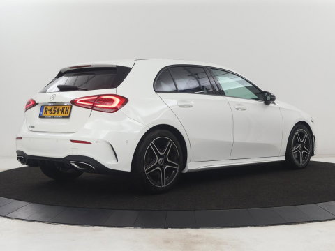 Mercedes-Benz A-Klasse 180 Business Solution AMG | Apple Carplay | LED | Navigatie | Stoelverwarming |