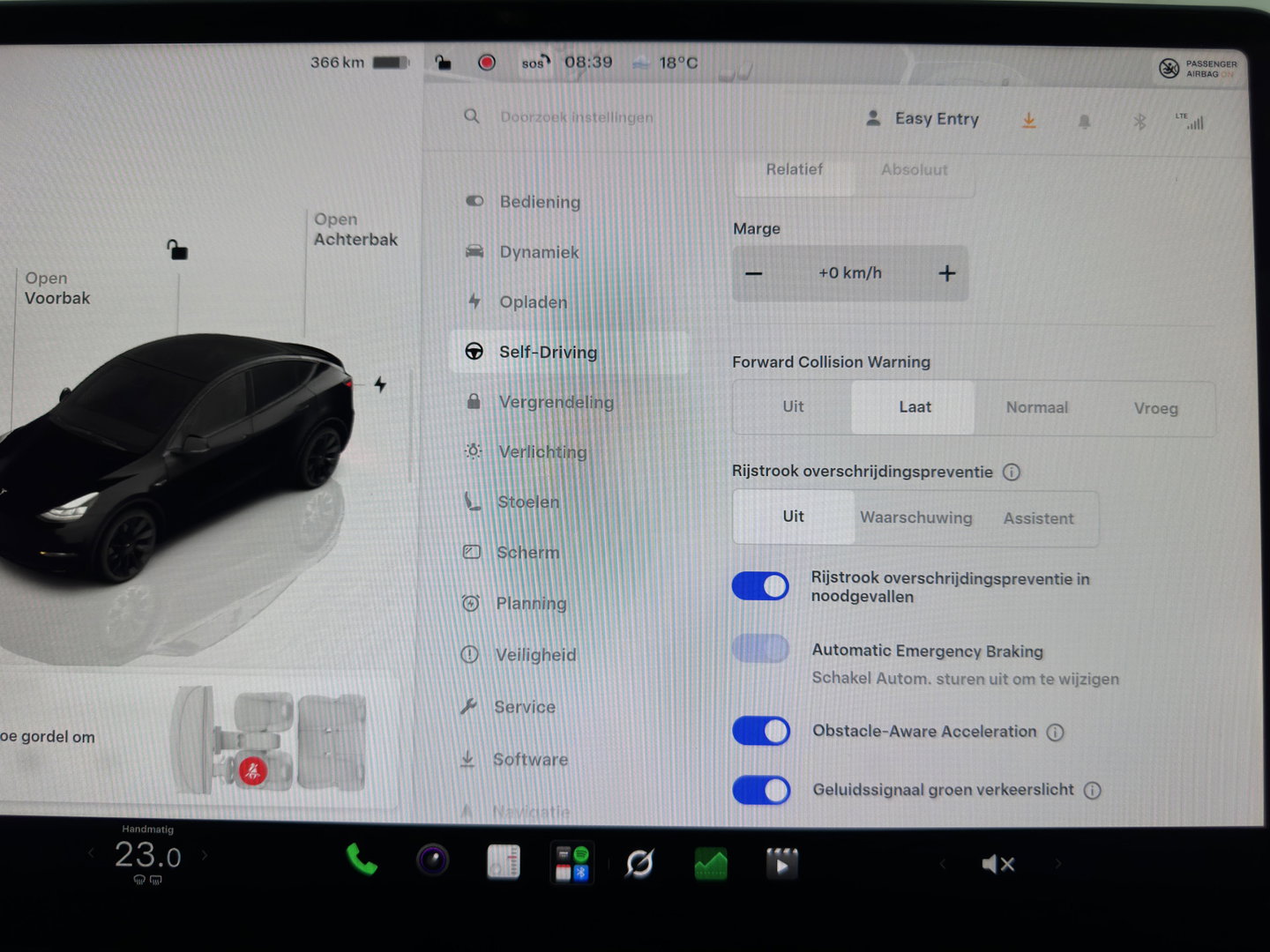 Tesla Model Y Long Range AWD 75 kWh (3-Fase-11kW) {SoH-87%} (INCL-BTW) Aut. *PANO | AUTO-PILOT | LEATHER | NAVI-FULLMAP | MATRIX-LED | KEYLESS | CAMERA | DAB+ | HEATED-COMFORTSEATS | PRIVACYGLASS | TOPVIEW | 20''ALU*