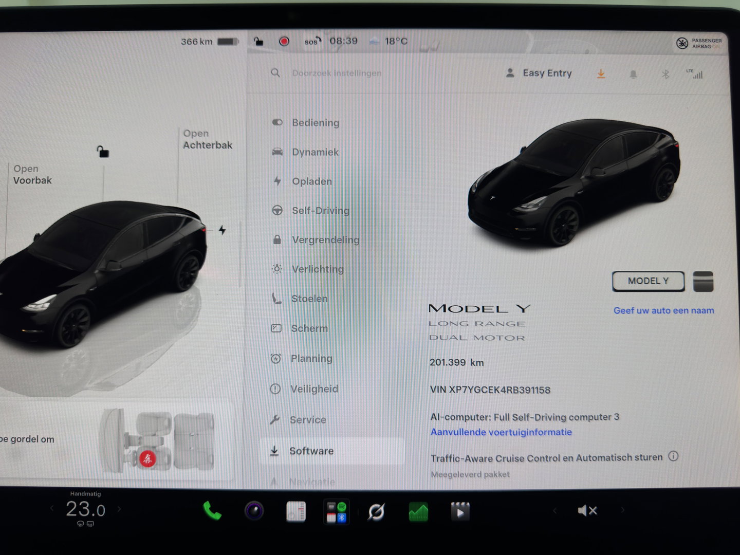 Tesla Model Y Long Range AWD 75 kWh (3-Fase-11kW) {SoH-87%} (INCL-BTW) Aut. *PANO | AUTO-PILOT | LEATHER | NAVI-FULLMAP | MATRIX-LED | KEYLESS | CAMERA | DAB+ | HEATED-COMFORTSEATS | PRIVACYGLASS | TOPVIEW | 20''ALU*