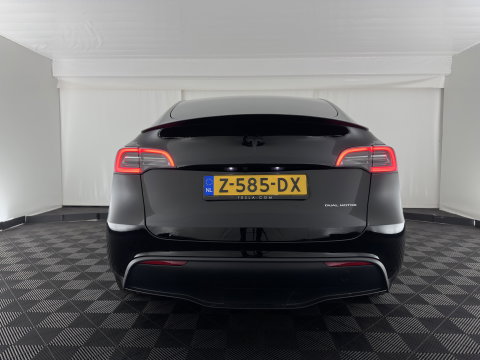 Tesla Model Y Long Range AWD 75 kWh (3-Fase-11kW) {SoH-87%} (INCL-BTW) Aut. *PANO | AUTO-PILOT | LEATHER | NAVI-FULLMAP | MATRIX-LED | KEYLESS | CAMERA | DAB+ | HEATED-COMFORTSEATS | PRIVACYGLASS | TOPVIEW | 20''ALU*