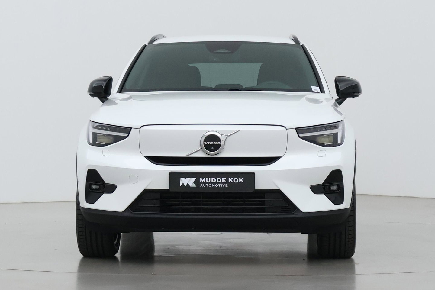 Volvo EX40 Single Motor Extended Range Plus 82 kWh | Harman/Kardon | 360° Camera | BLIS | Stoel+Stuurverwarming | ACC