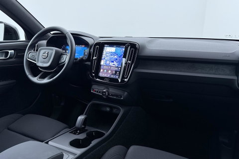 Volvo EX40 Single Motor Extended Range Plus 82 kWh | Harman/Kardon | 360° Camera | BLIS | Stoel+Stuurverwarming | ACC