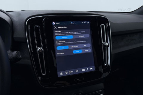 Volvo EX40 Single Motor Extended Range Plus 82 kWh | Harman/Kardon | 360° Camera | BLIS | Stoel+Stuurverwarming | ACC