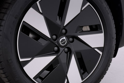 Volvo EX40 Single Motor Extended Range Plus 82 kWh | Harman/Kardon | 360° Camera | BLIS | Stoel+Stuurverwarming | ACC