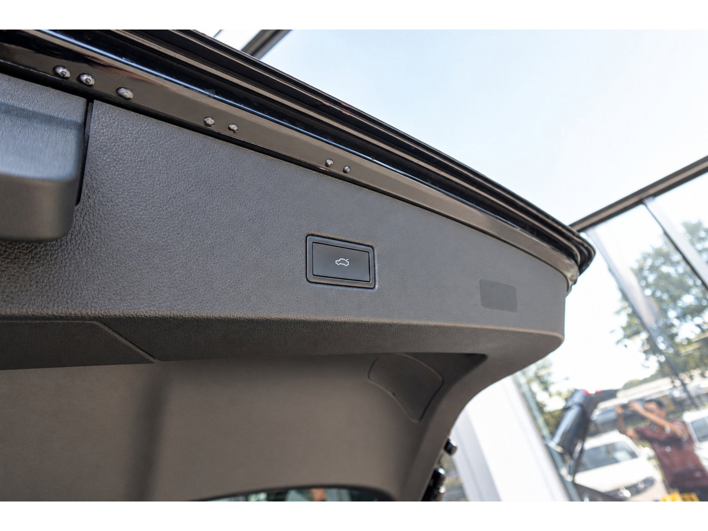 Volkswagen T-Roc 1.5 TSI R-Line PANO KEYLESS CAM