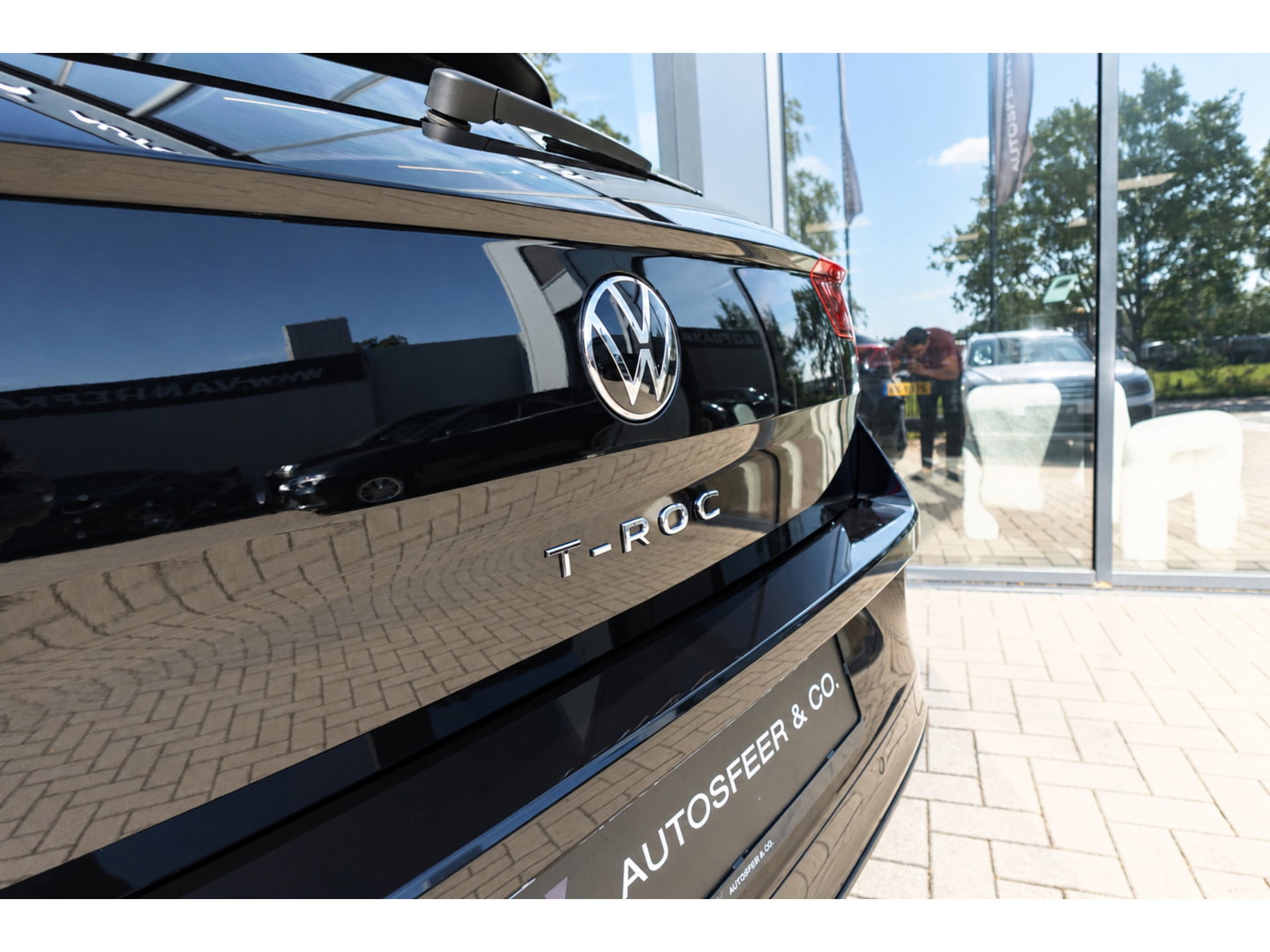Volkswagen T-Roc 1.5 TSI R-Line PANO KEYLESS CAM