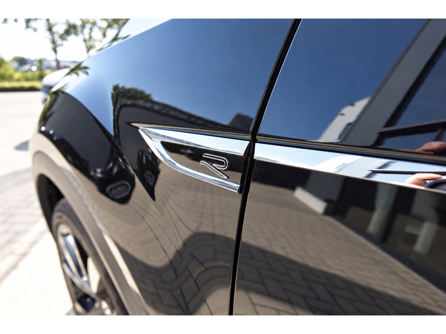 Volkswagen T-Roc 1.5 TSI R-Line PANO KEYLESS CAM