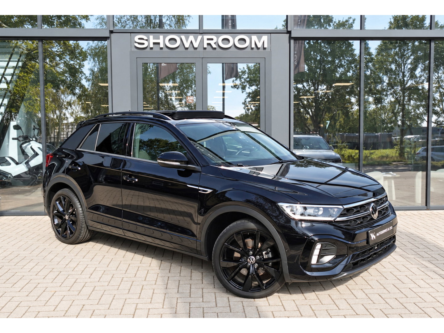 Volkswagen T-Roc 1.5 TSI R-Line PANO KEYLESS CAM