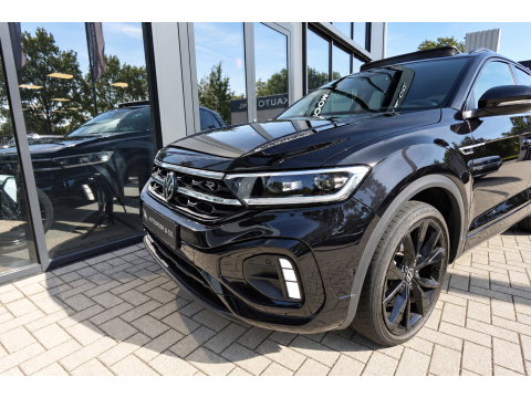 Volkswagen T-Roc 1.5 TSI R-Line PANO KEYLESS CAM